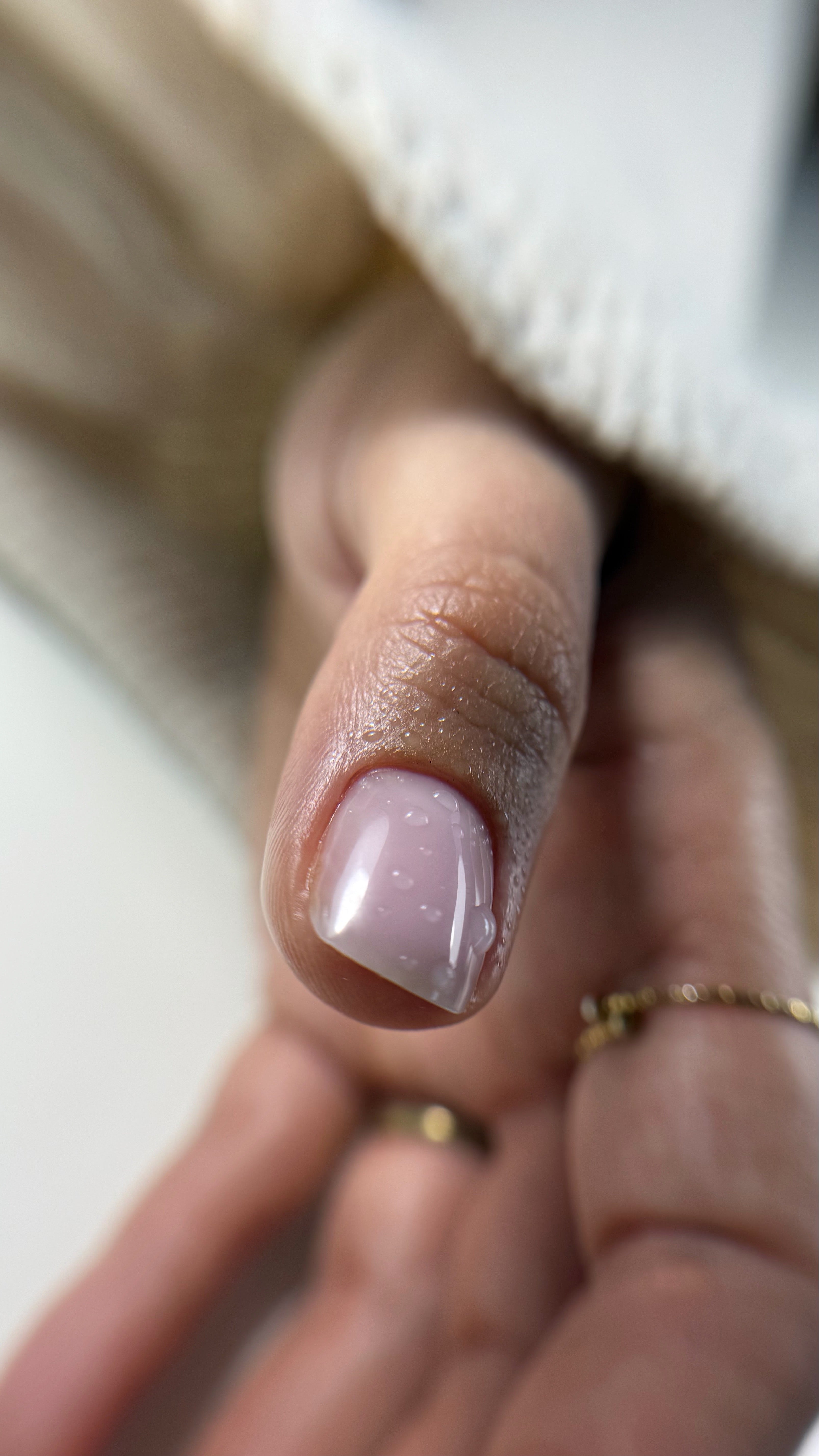 ONHERNAILS - Vloeibare basis Ivana (15 ml)
