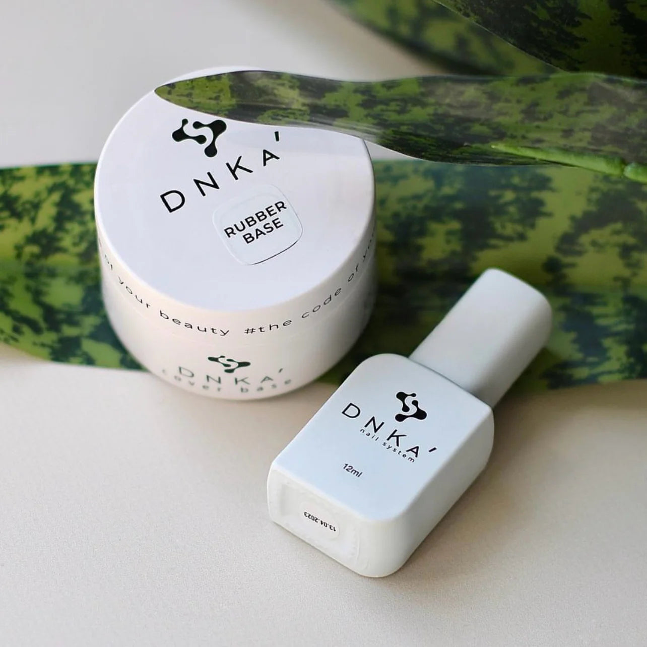 DNKA - Rubber base Clear 12 ml